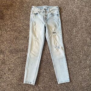 Old Navy Power Slim Straight High Rise jeans light wash women’s size 2